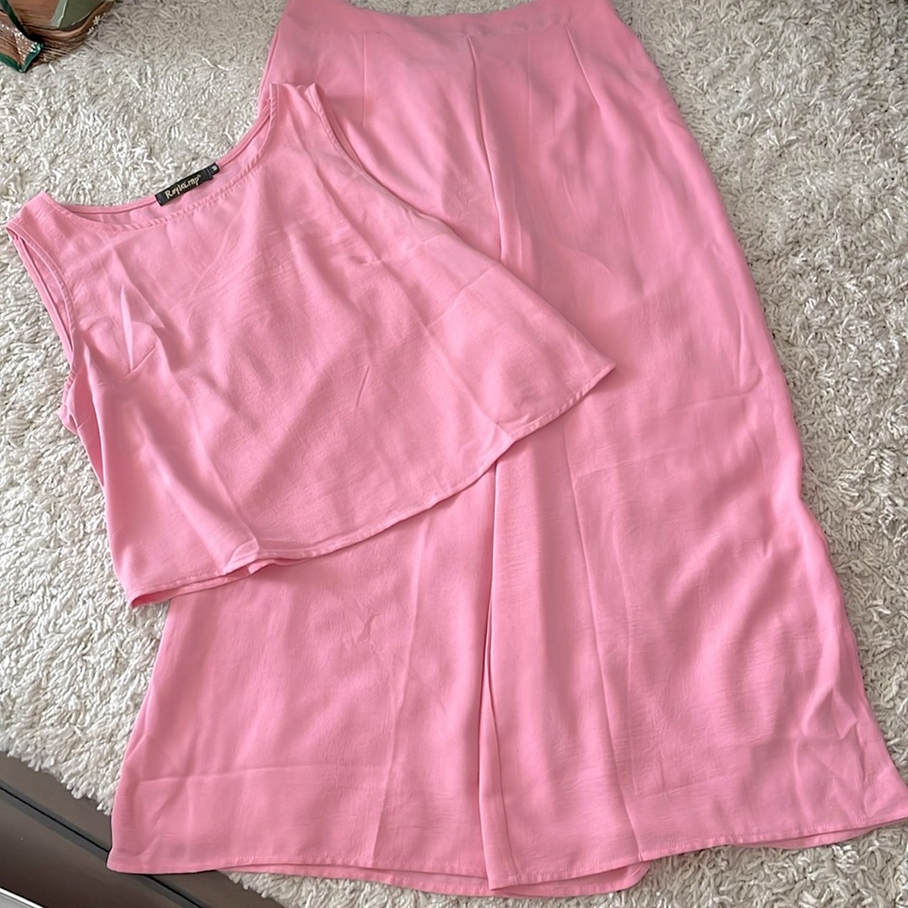 Bubblegum Pink Tank and Wide Leg Cropped Pant Set, size M